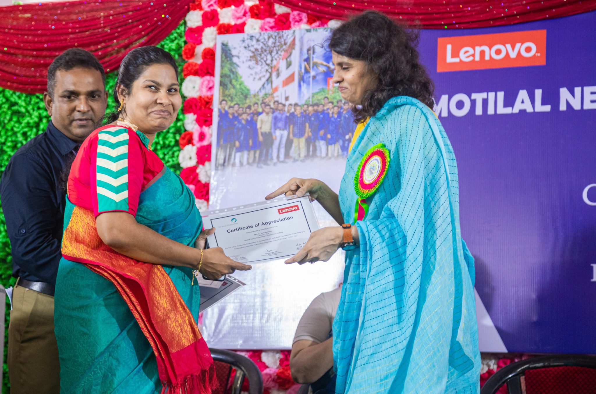 Lenovo India hosted a certificate distribution ceremony in May 2022 to celebrate the 150 students graduating from the program