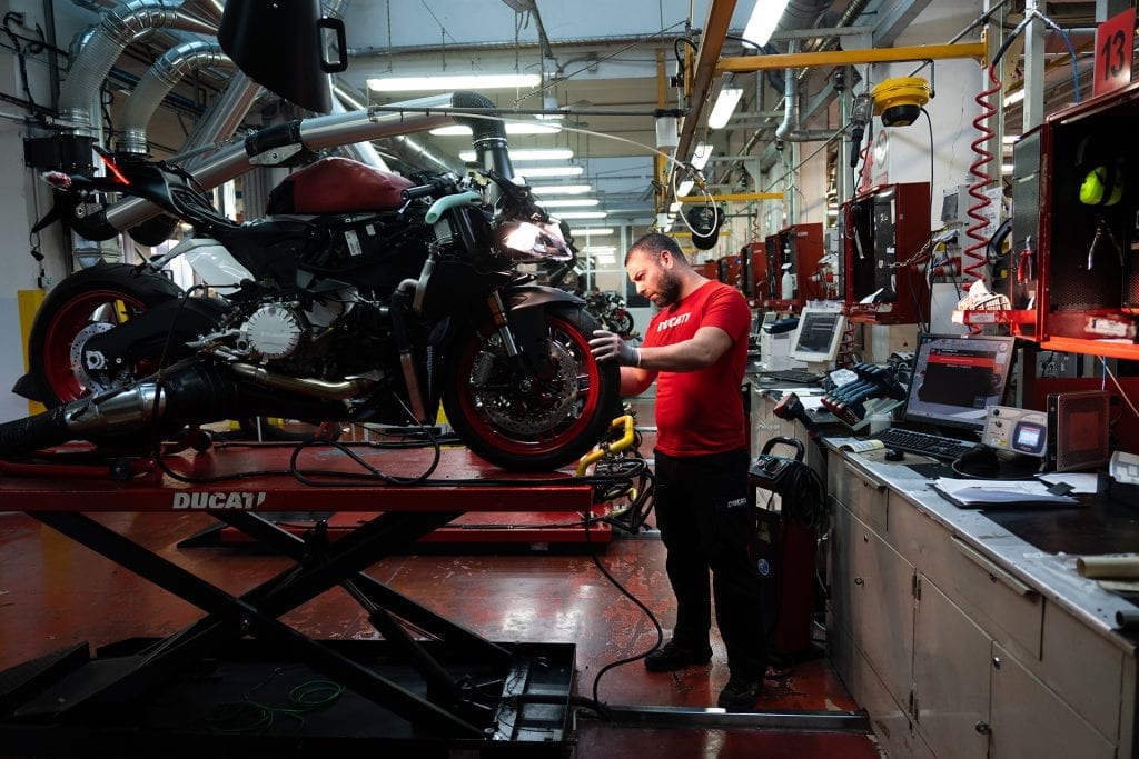 The Faster the Computing Power, the Faster the Motorbikes: Lenovo Meets Ducati on the Racetrack