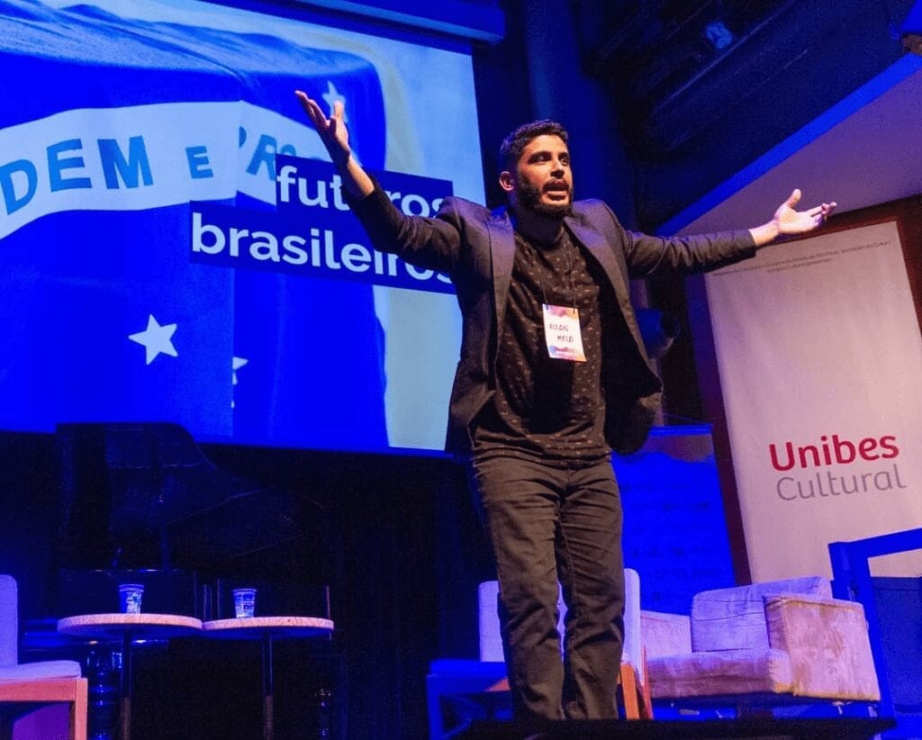 Allan Melo closing out EBAC’s Exponential Conference -- an event focused on futurism, innovation and entrepreneurship in Brazil.