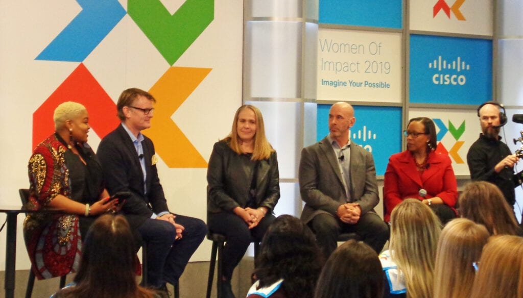 Sharing the Power of Encouragement and Mentoring for Women in Tech